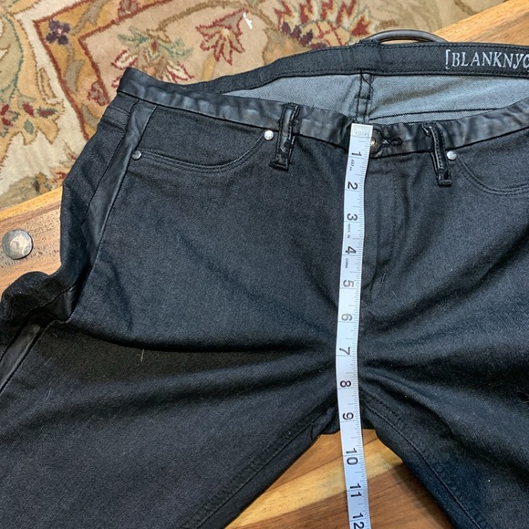 Blank NYC Woman’s 30W Black Jeans w/ Faux Leather Trim - Picture 10 of 14